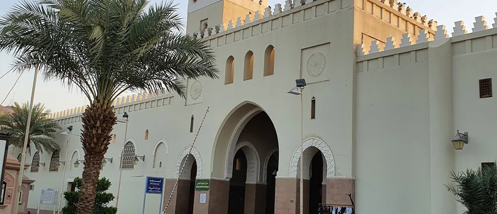 dhul-hulayfah-miqat-madinah-residents-420km-from-makkah