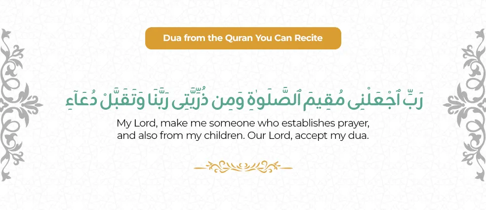 Pilgrims reciting Quranic dua at Maqam Ibrahim during Umrah and Hajj